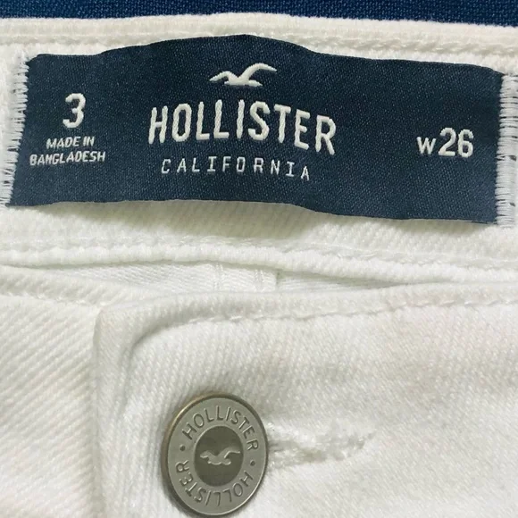 Hollister White Short - Picture 8 of 10